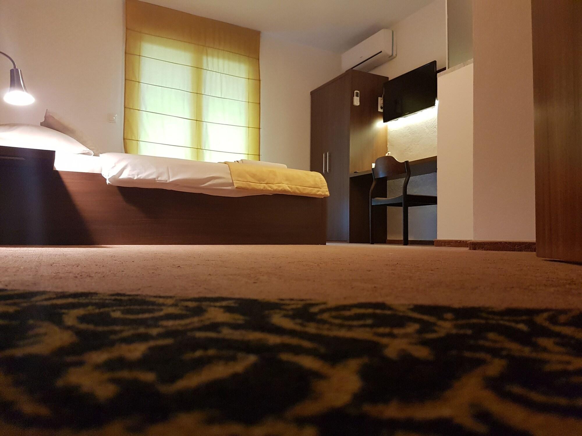 Ahar Hotell Ilidža Exteriör bild