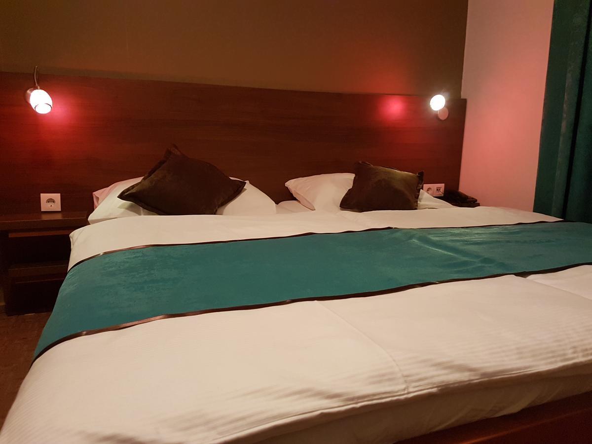 Ahar Hotell Ilidža Exteriör bild